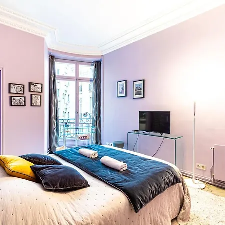Guestready - Arc De Triomphe Hidden Gem