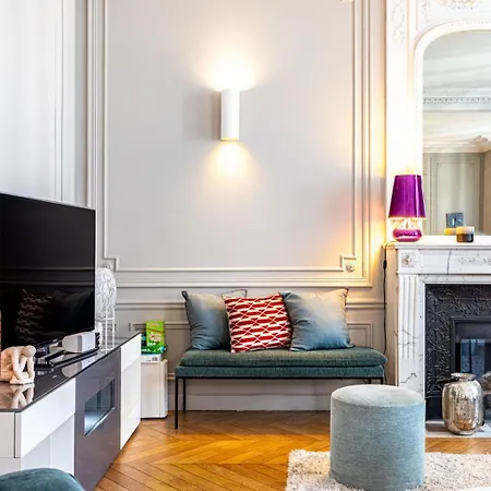 Guestready - Arc De Triomphe Hidden Gem